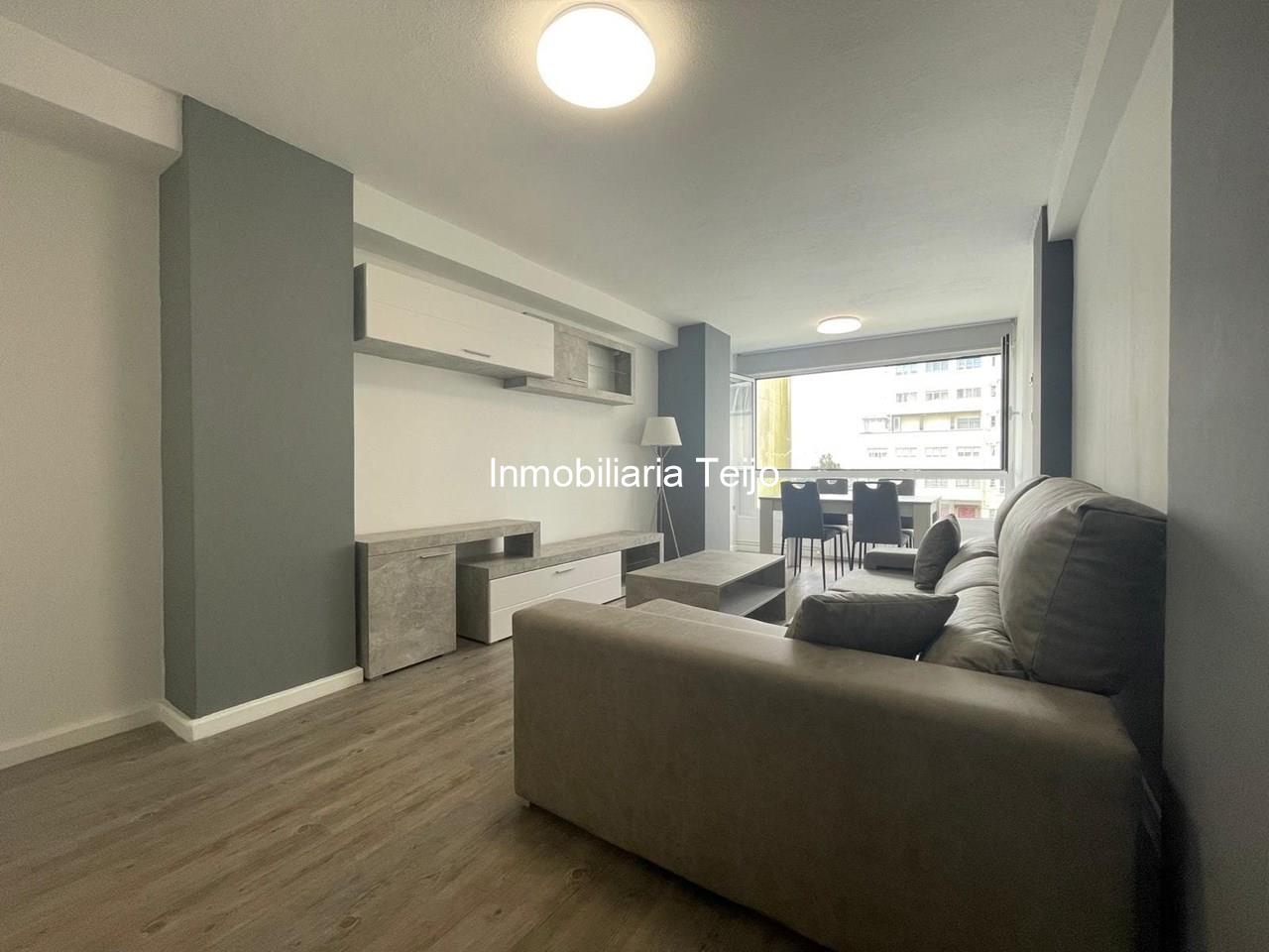 Foto 5 SE VENDE PISO GRANDE REFORMADO CON CALEFACCIÓN Y ASCENSOR EN CARANZA