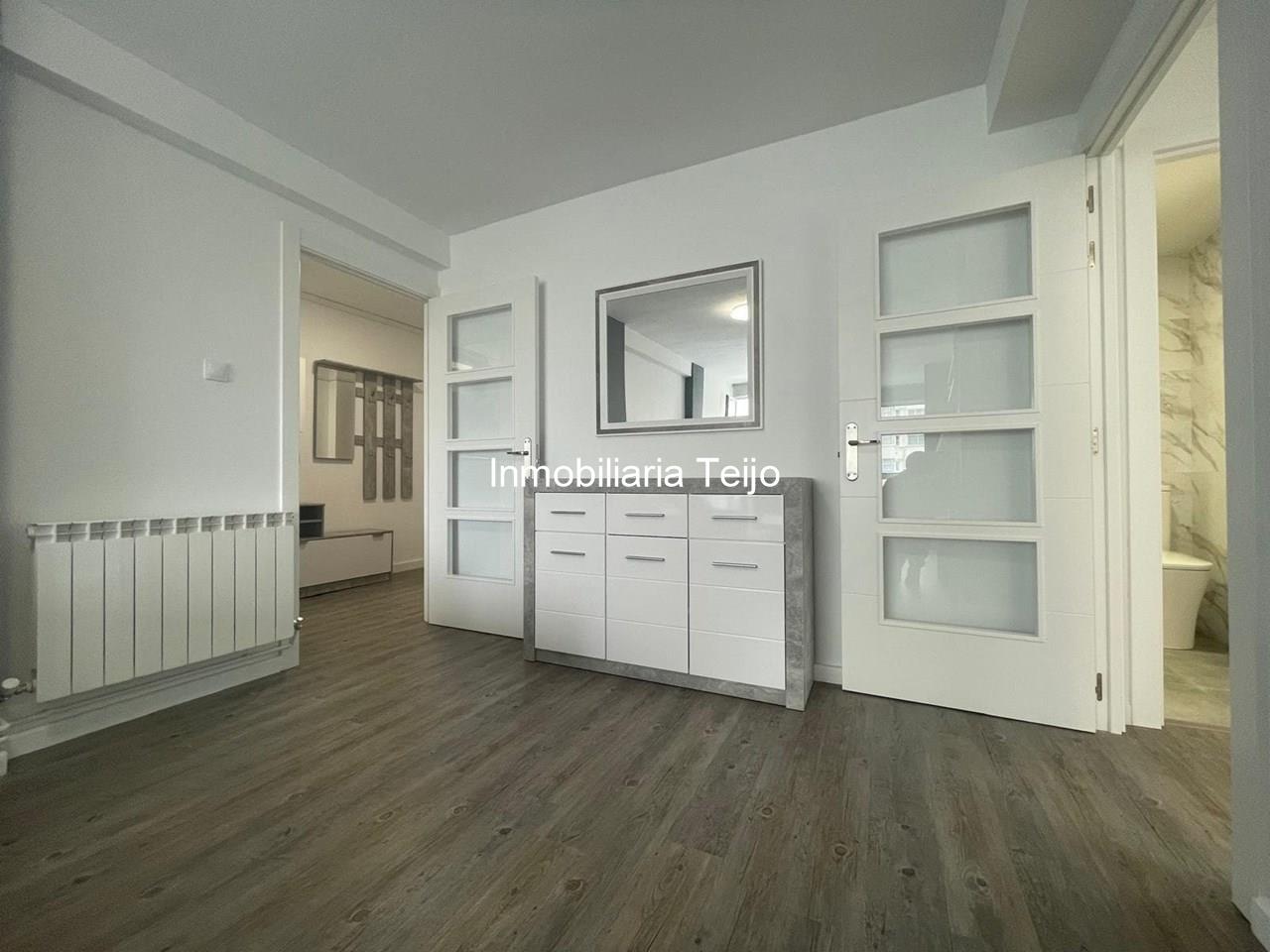 Foto 8 SE VENDE PISO GRANDE REFORMADO CON CALEFACCIÓN Y ASCENSOR EN CARANZA