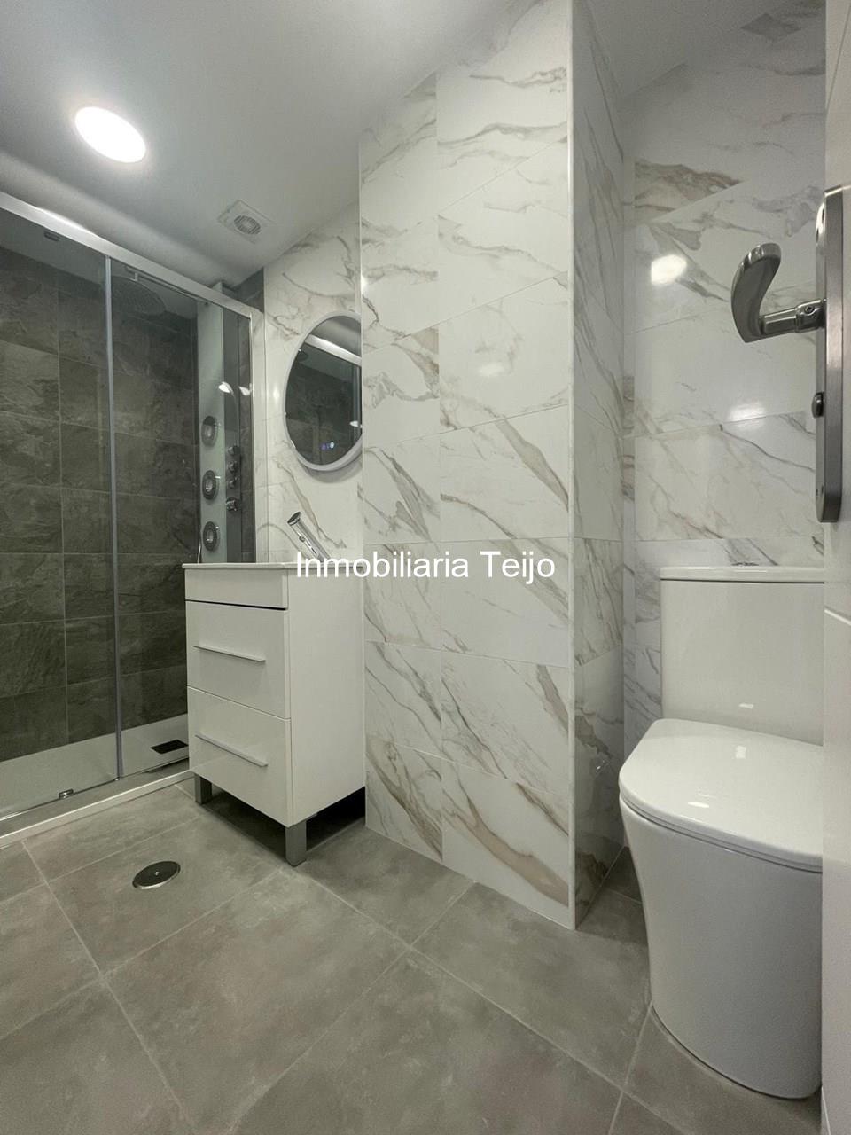 Foto 9 SE VENDE PISO GRANDE REFORMADO CON CALEFACCIÓN Y ASCENSOR EN CARANZA