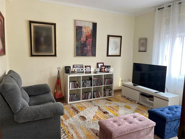 SE VENDE PISO LISTO PARA ENTRAR A VIVIR EN LAS VIVIENDAS DE LA MARINA - Narón