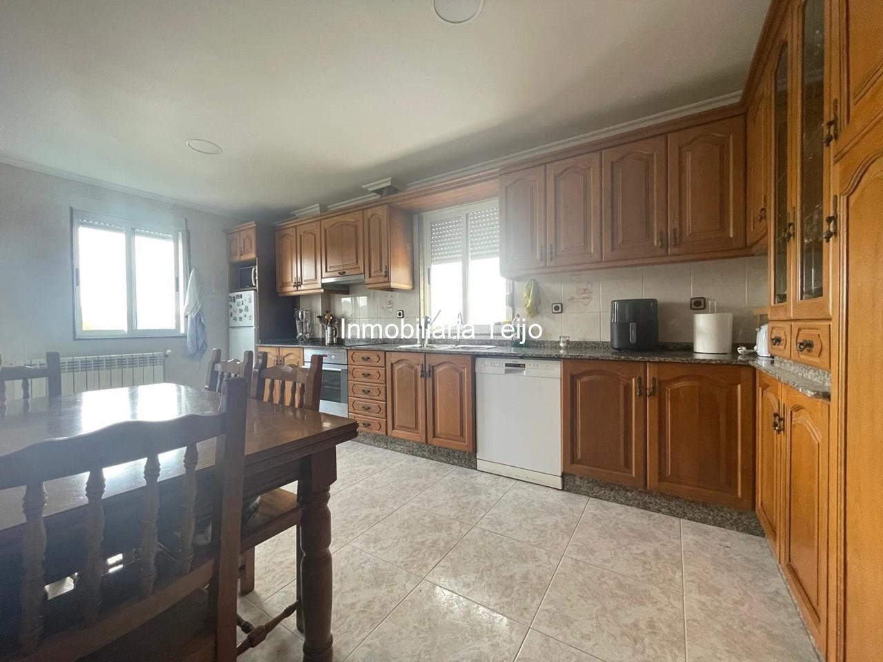 Foto 3 SE VENDE PISO LISTO PARA ENTRAR A VIVIR EN PUERTA DE NEIRA