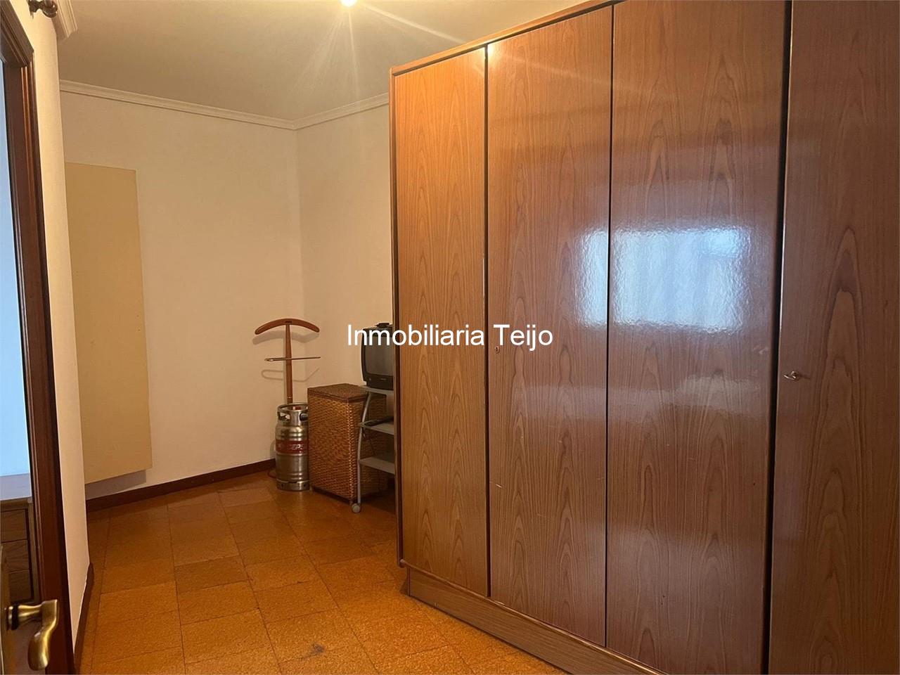 Foto 20 SE VENDE PISO LUMINOSO EN SAN JUAN