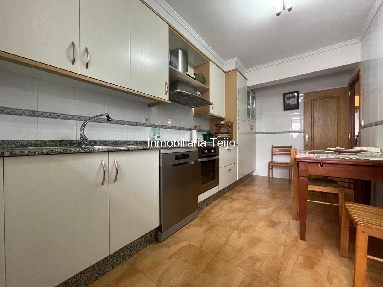 Foto 2 SE VENDE PISO MUY BIEN CONSERVADO CON ASCENSOR EN FAJARDO