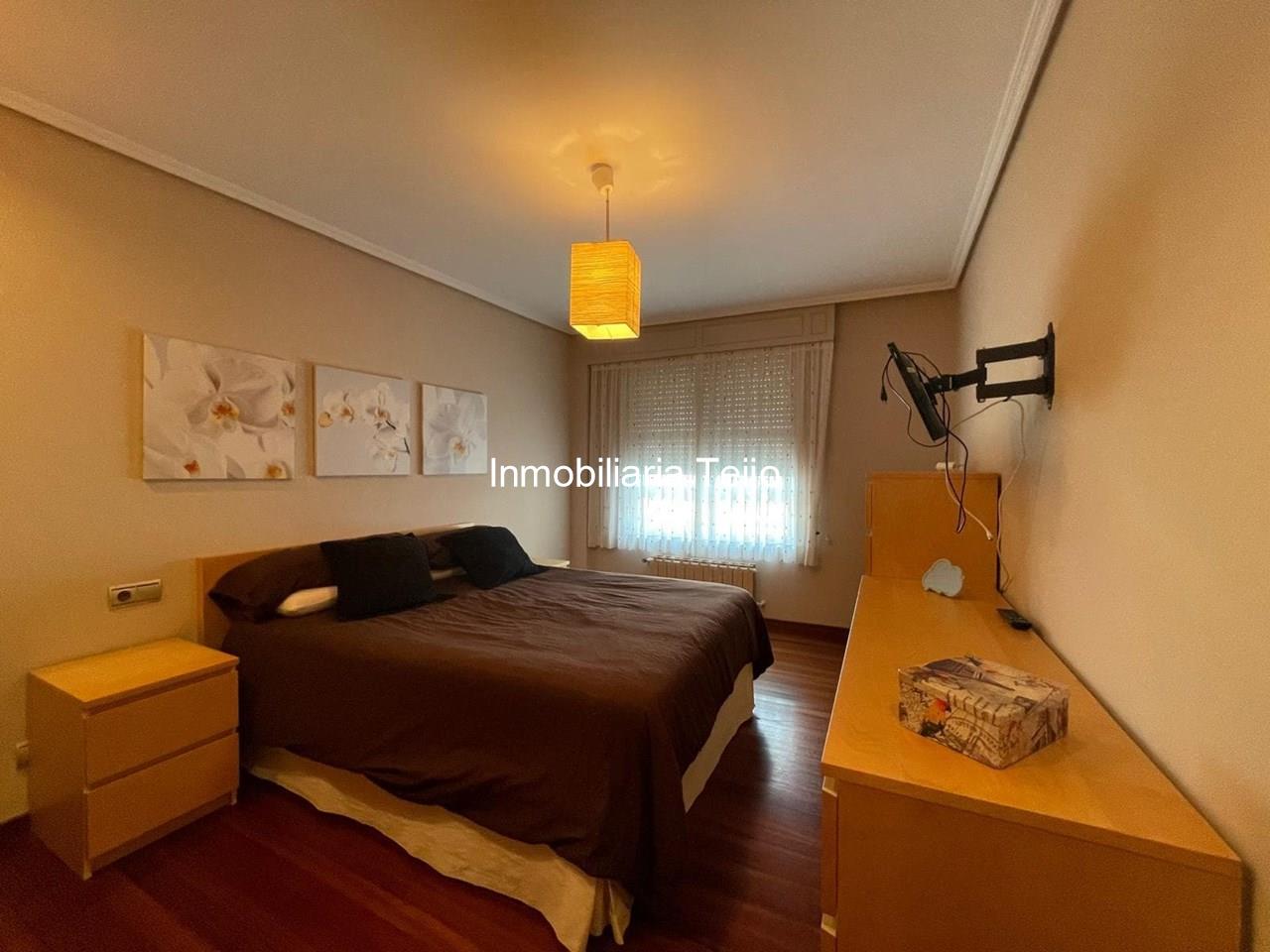 Foto 15 SE VENDE PISO MUY BIEN CONSERVADO CON PLAZA DE GARAJE, TRASTERO Y CALEFACCIÓN EN SAN JUAN