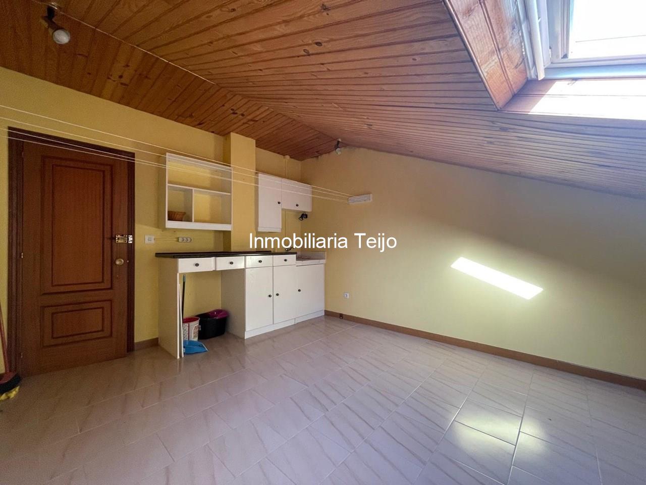 Foto 29 SE VENDE PISO MUY BIEN CONSERVADO CON PLAZA DE GARAJE, TRASTERO Y CALEFACCIÓN EN SAN JUAN