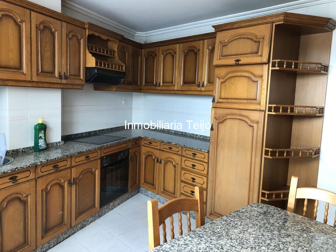 Foto 1 SE VENDE PISO MUY ESPACIOSO