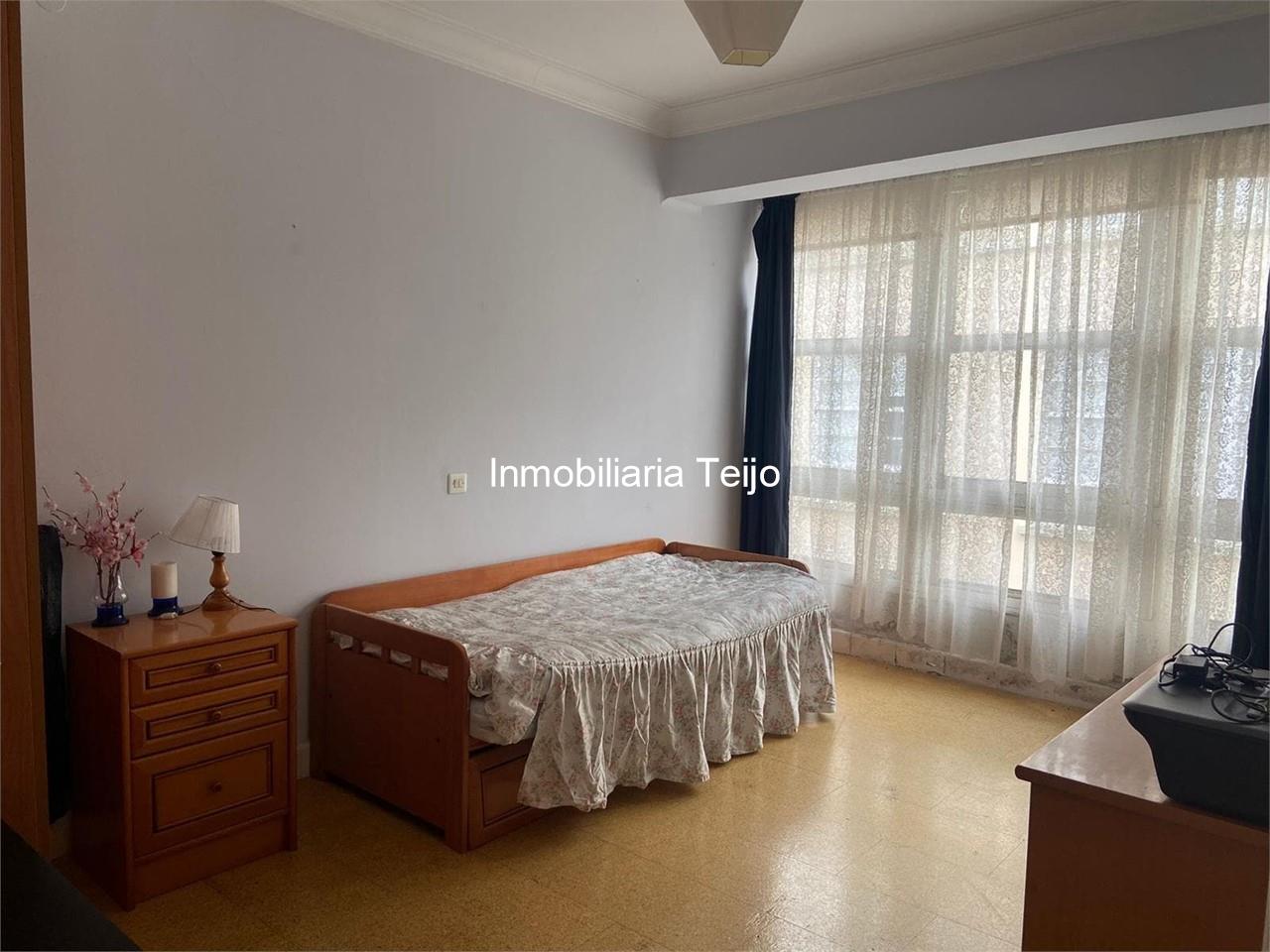 Foto 5 SE VENDE PISO MUY LUMINOSO EN EL CENTRO