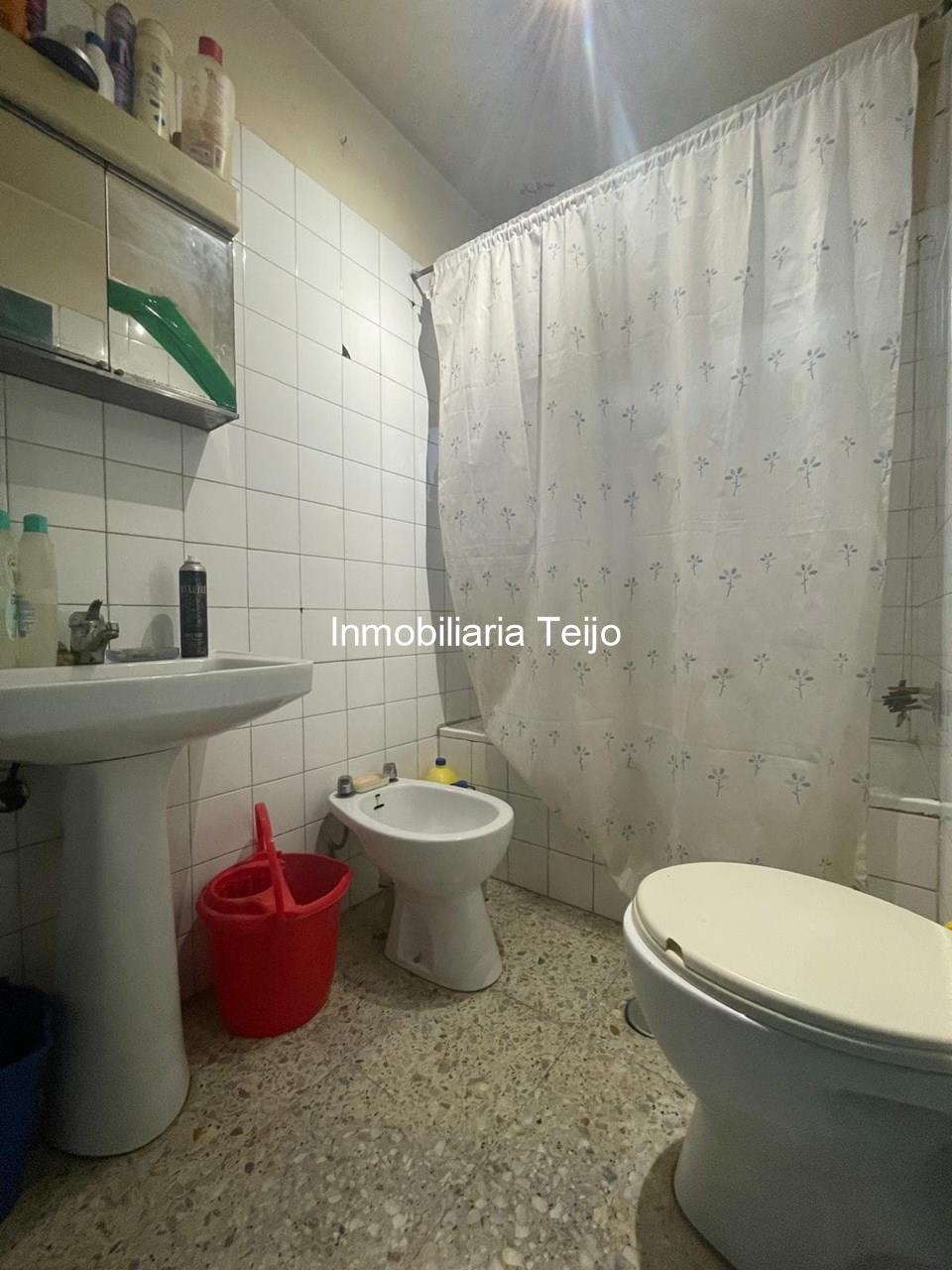 Foto 5 SE VENDE PISO PARA REFORMAR EN ESTEIRO. SIN ASCENSOR. CON TRASTERO Y PLAZA DE GARAJE.
