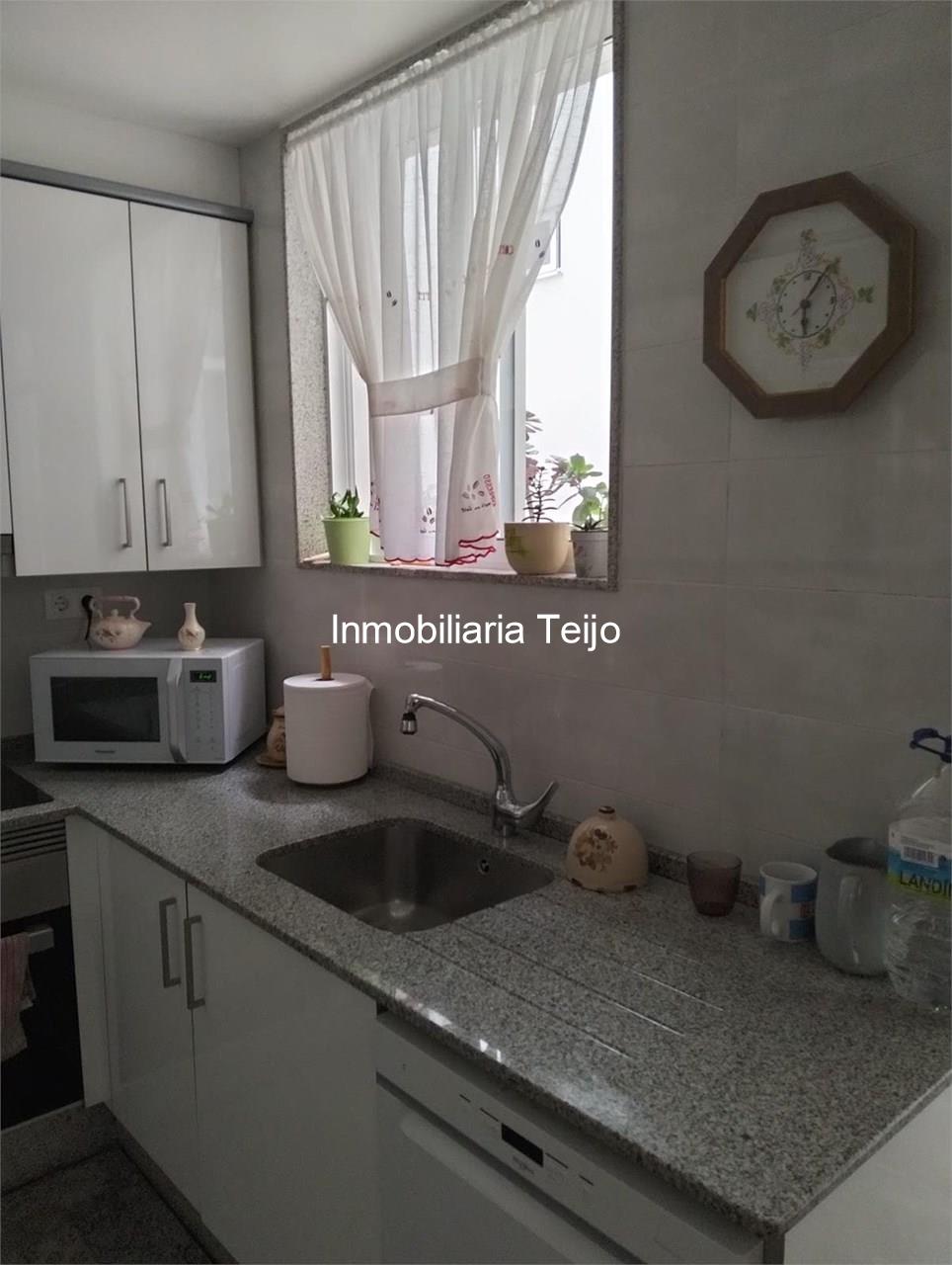 Foto 2 SE VENDE PISO REFORMADO DE 3 DORMITORIOS EN CARANZA