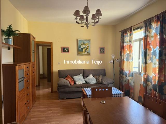 SE VENDE PISO REFORMADO EN VIVIENDAS DE BAZAN - Ferrol