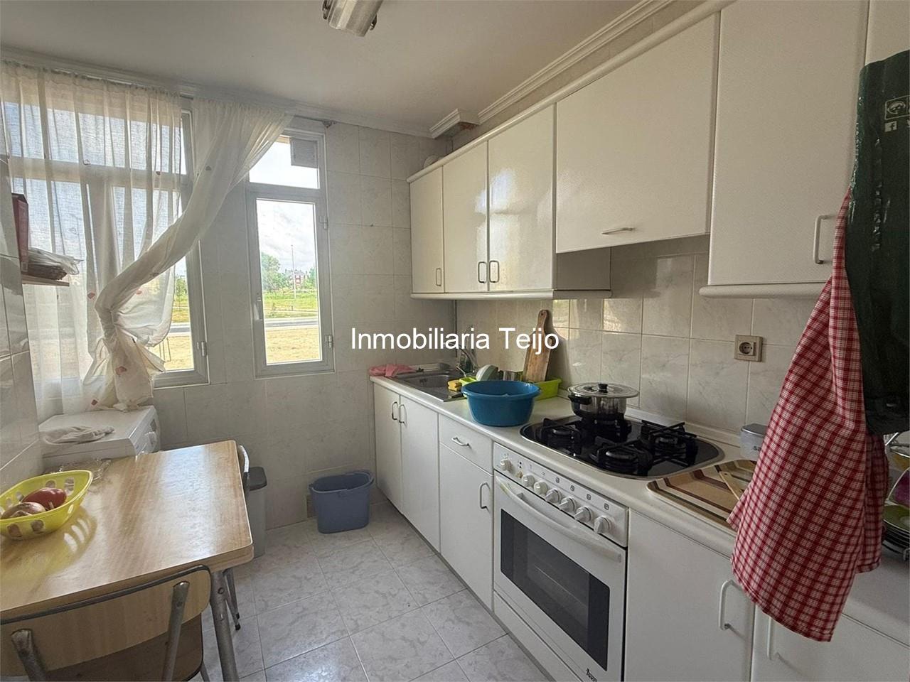 Foto 4 SE VENDE PISO REFORMADO EN VIVIENDAS DE BAZAN