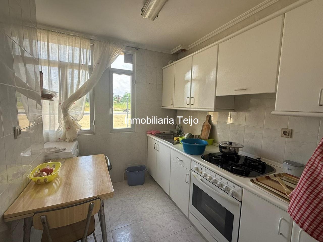 Foto 5 SE VENDE PISO REFORMADO EN VIVIENDAS DE BAZAN