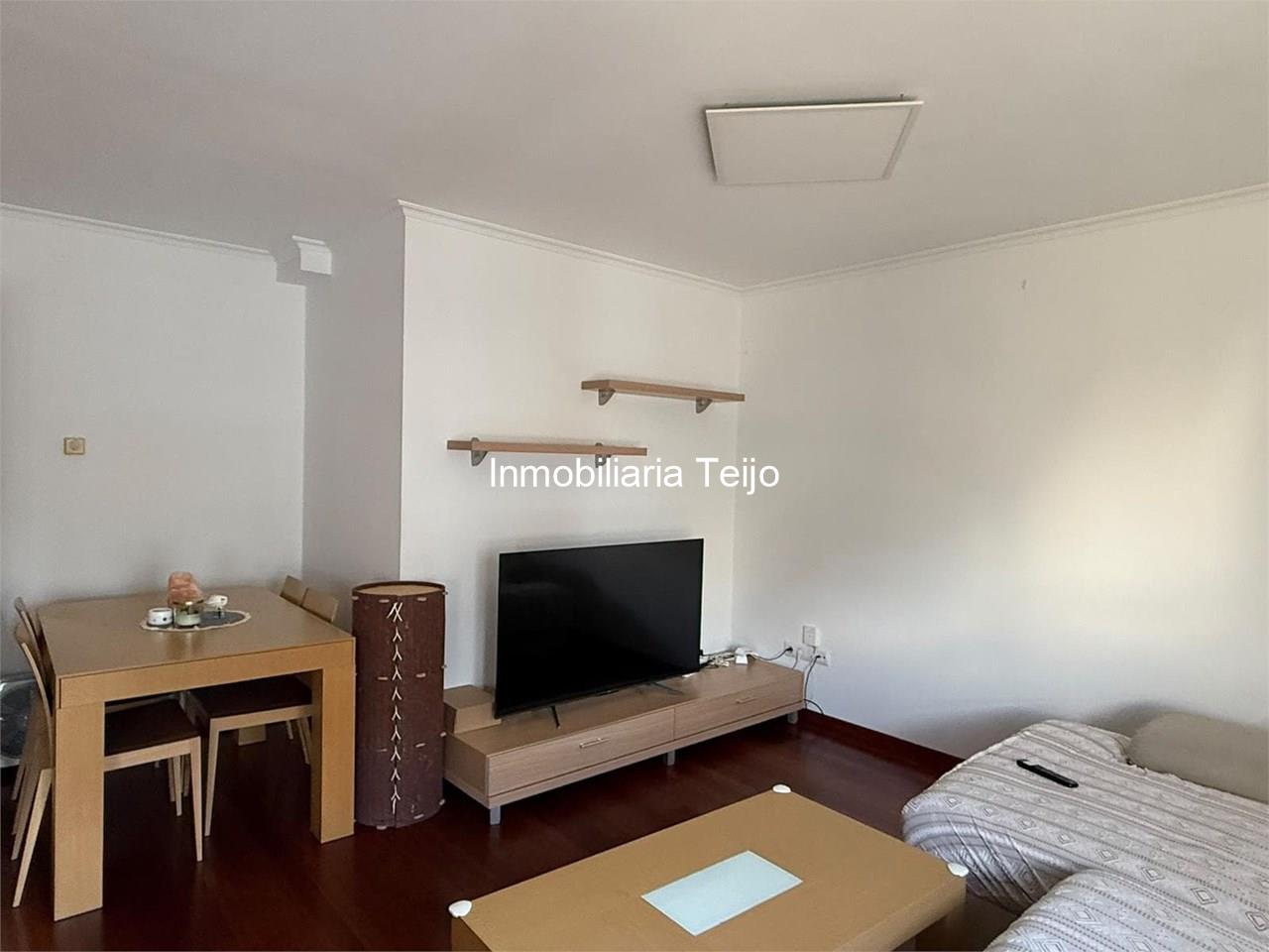Foto 4 SE VENDE PISO SEMINUEVO EN SANTA CECILIA CON ASCENSOR, TRASTERO Y PLAZA DE GARAJE