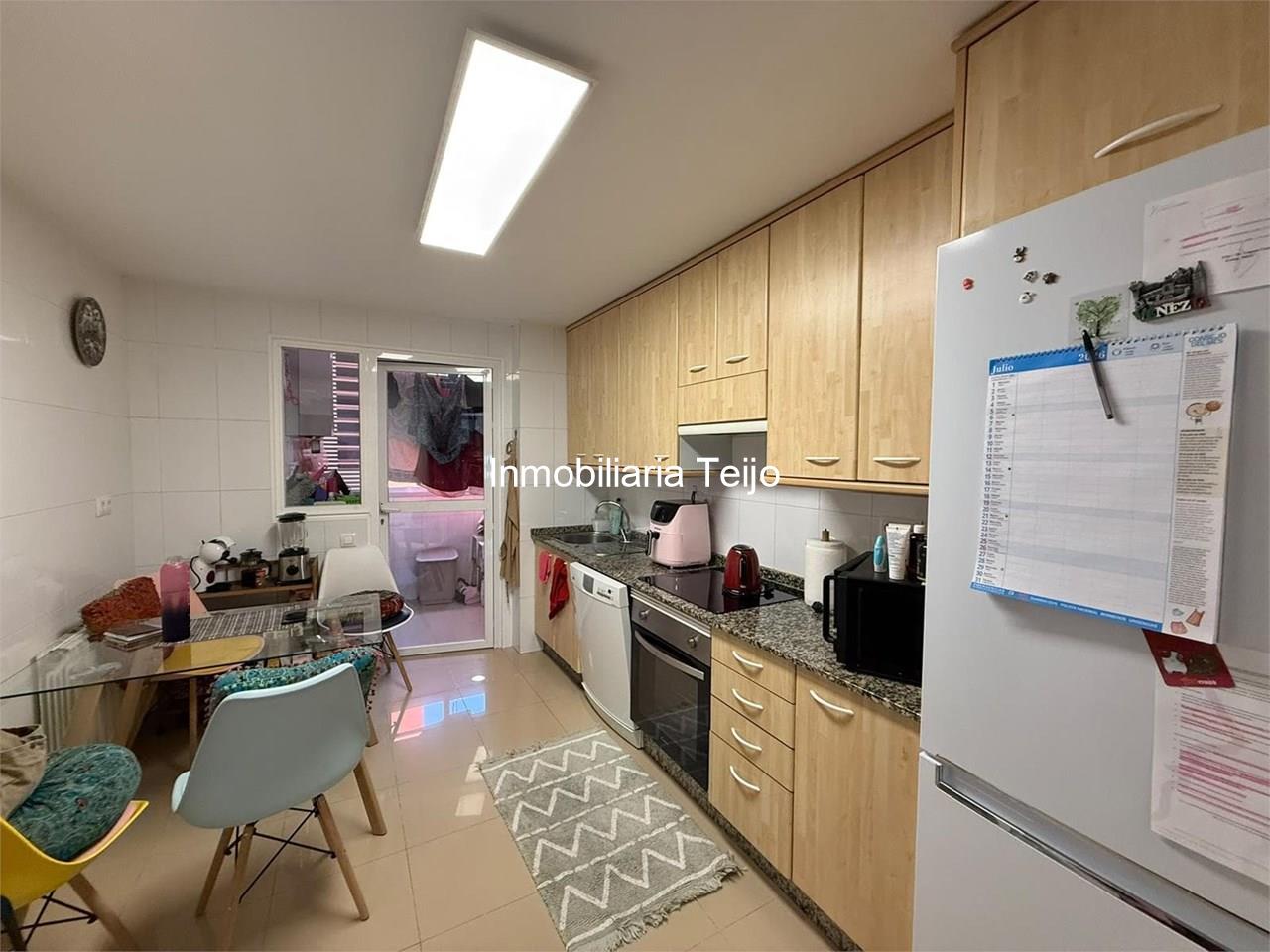 Foto 5 SE VENDE PISO SEMINUEVO EN SANTA CECILIA CON ASCENSOR, TRASTERO Y PLAZA DE GARAJE