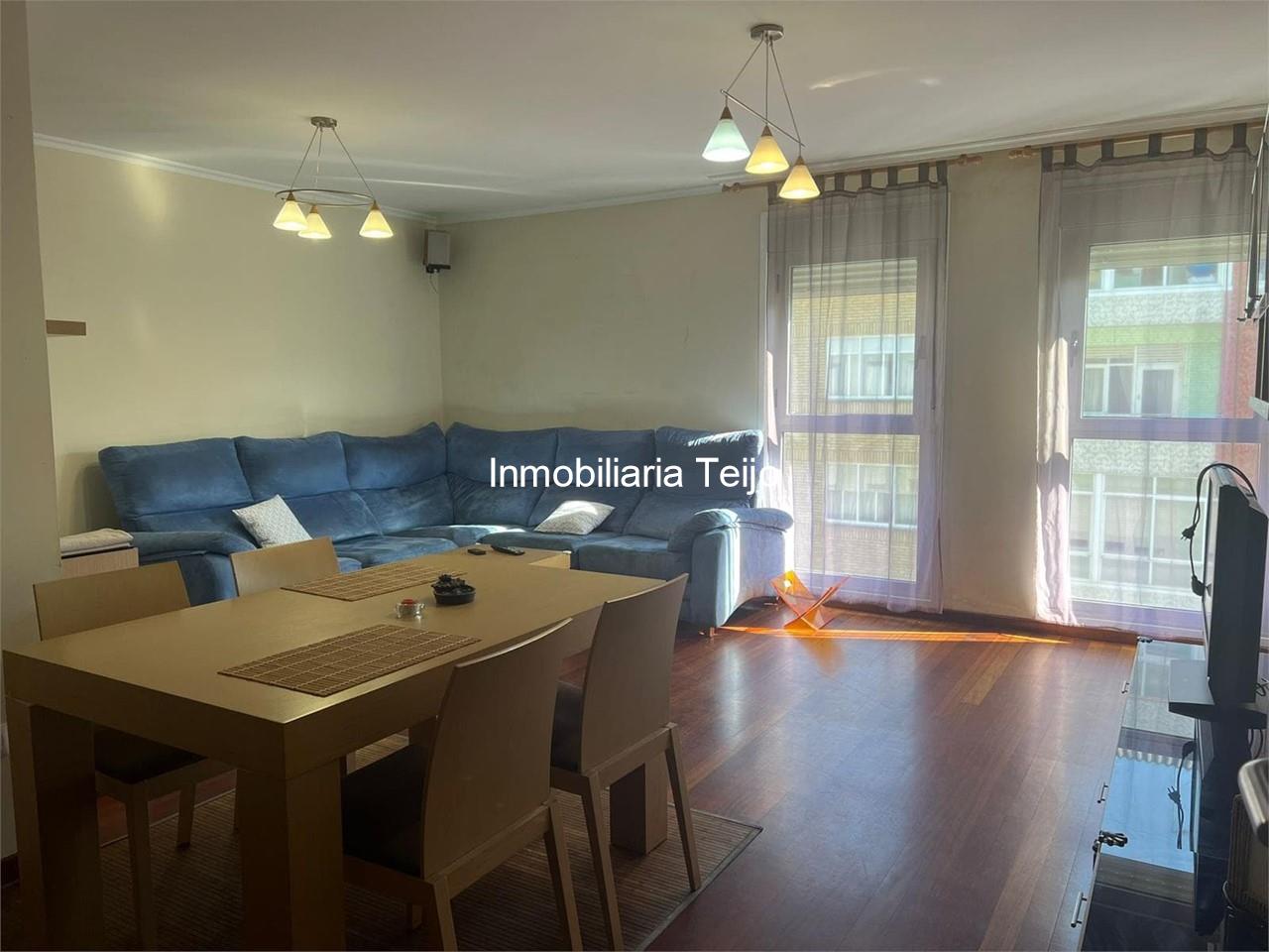 Foto 2 SE VENDE PISO SEMINUEVO EN SANTA CECILIA