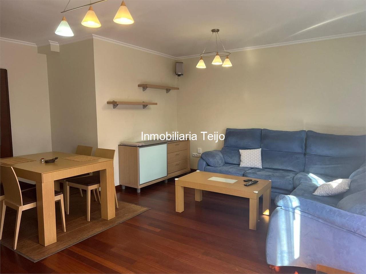 Foto 3 SE VENDE PISO SEMINUEVO EN SANTA CECILIA