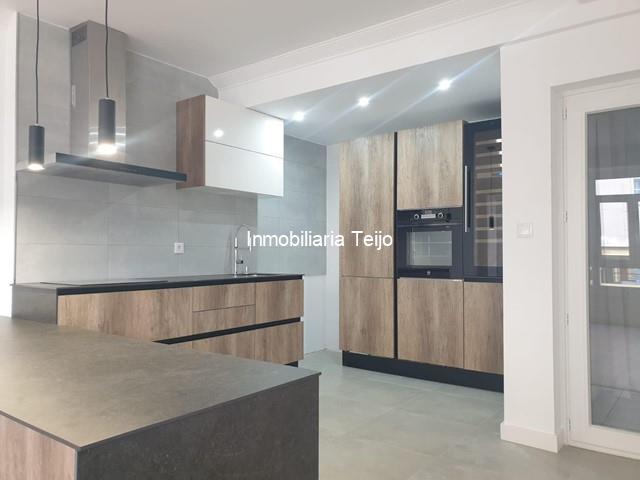 SE VENDE PISO TOTALMENTE REFORMADO Y MODERNO EN SAN JUAN - Ferrol