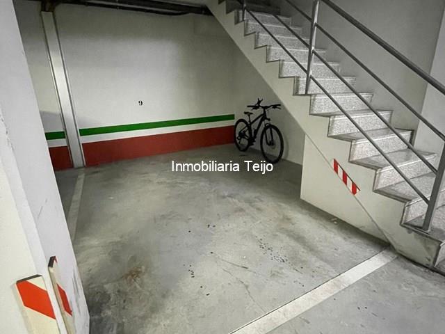 SE VENDE PLAZA DE GARAJE CON ESPACIO PARA UN COCHE Y UNA MOTO EN FAJARDO - Ferrol