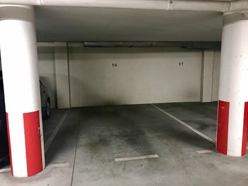 SE VENDE PLAZA DE GARAJE EN CATABOIS - Ferrol