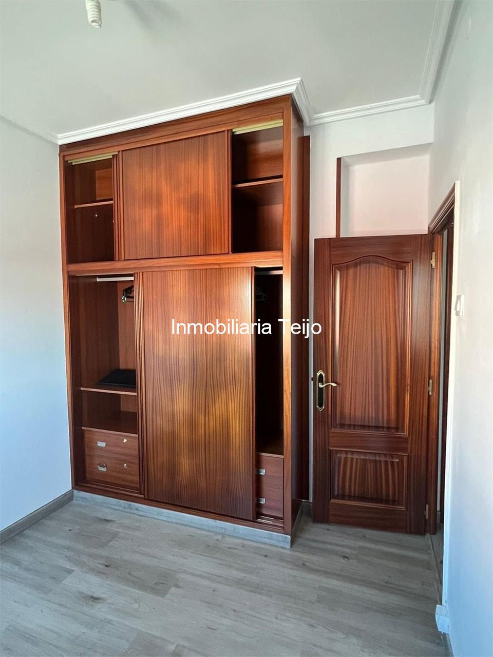 Foto 11 SE VENDE PRIMER PISO CON JARDIN Y BUHARDILLA EN CATABOIS