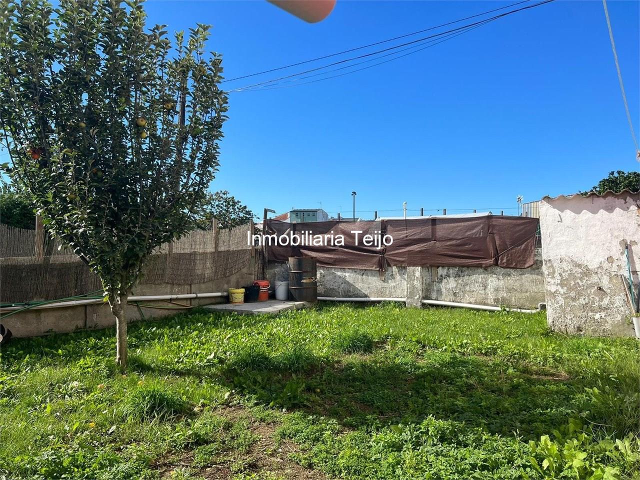 Foto 19 SE VENDE PRIMER PISO CON JARDIN Y BUHARDILLA EN CATABOIS