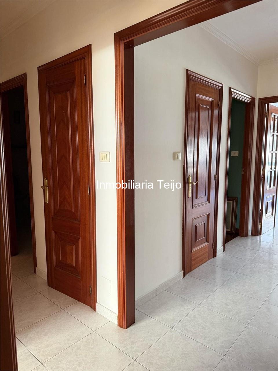 Foto 20 SE VENDE PRIMER PISO CON TERRAZA EN CATABOIS