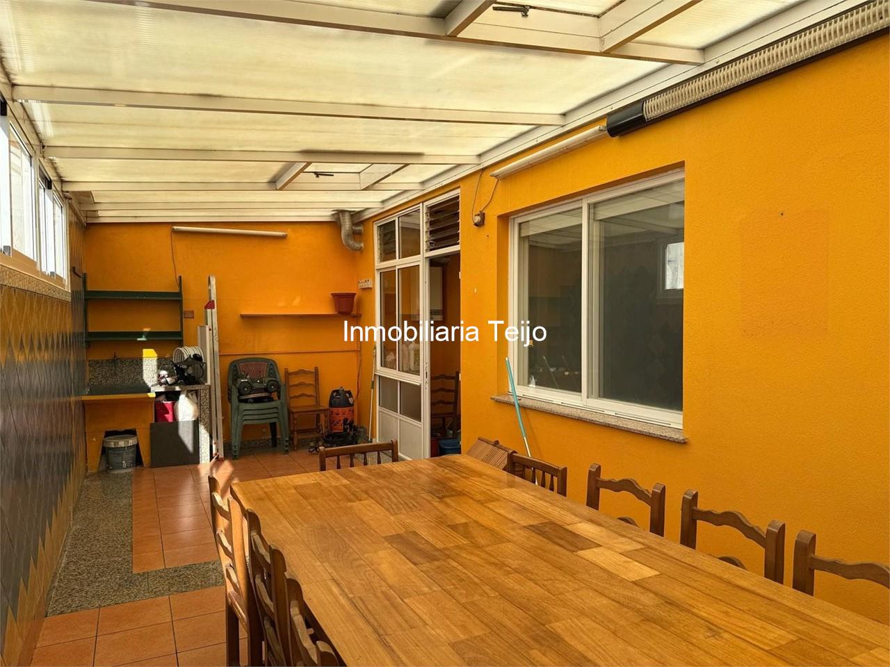 Foto 3 SE VENDE PRIMER PISO CON TERRAZA EN CATABOIS