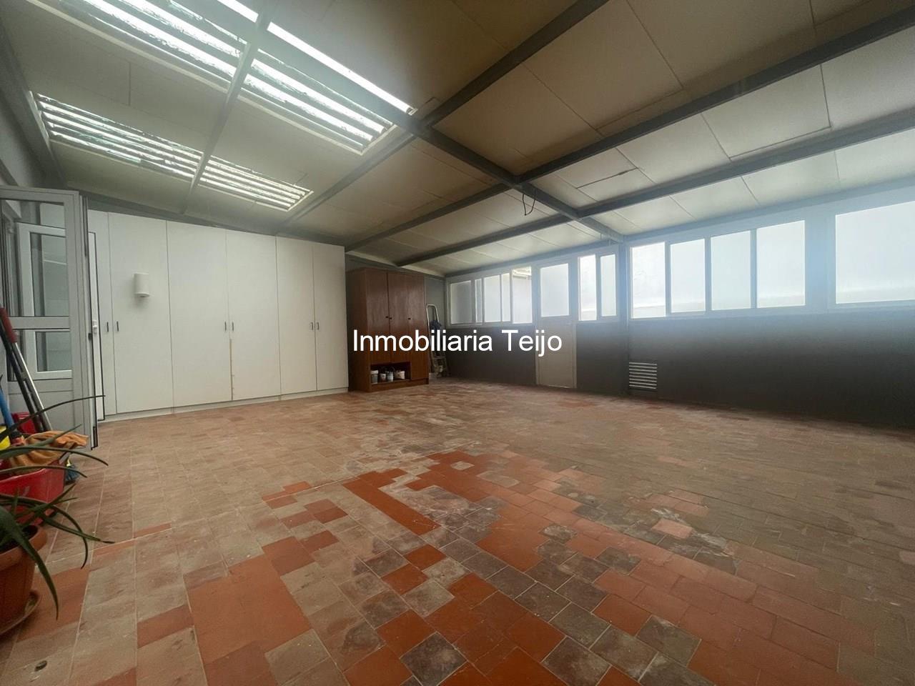 Foto 2 SE VENDE PRIMER PISO CON TERRAZA EN FREIXEIRO