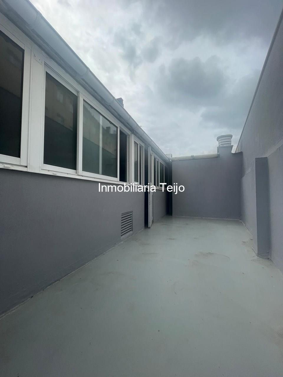 Foto 3 SE VENDE PRIMER PISO CON TERRAZA EN FREIXEIRO