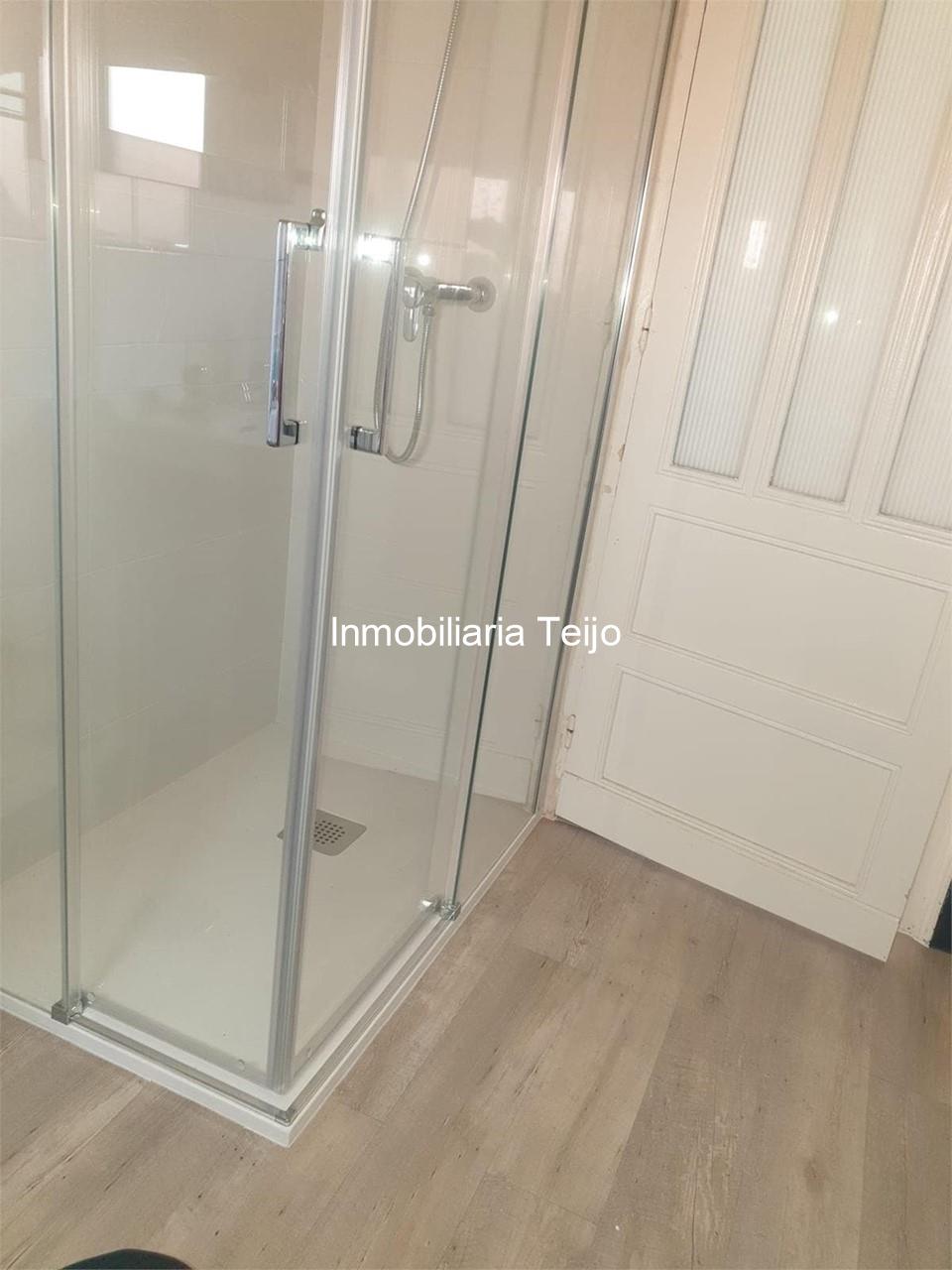 Foto 10 SE VENDE PRIMER PISO EN CATABOIS CON VENTANAL CLIMALIT RECIEN INSTALADO
