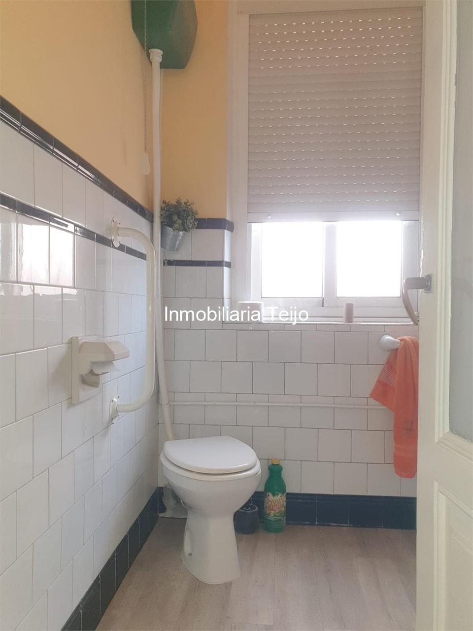 Foto 12 SE VENDE PRIMER PISO EN CATABOIS CON VENTANAL CLIMALIT RECIEN INSTALADO