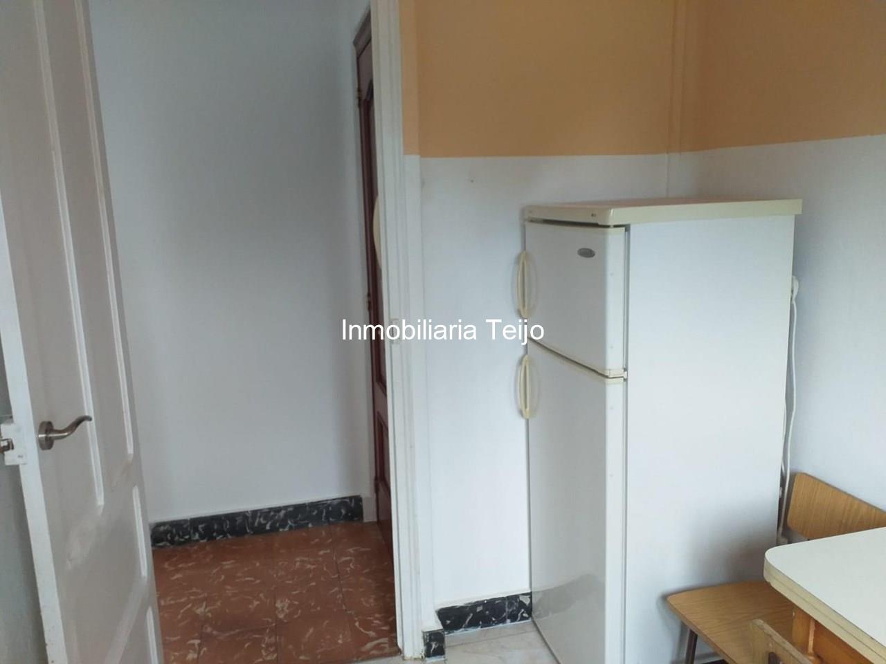 Foto 2 SE VENDE PRIMER PISO EN CATABOIS