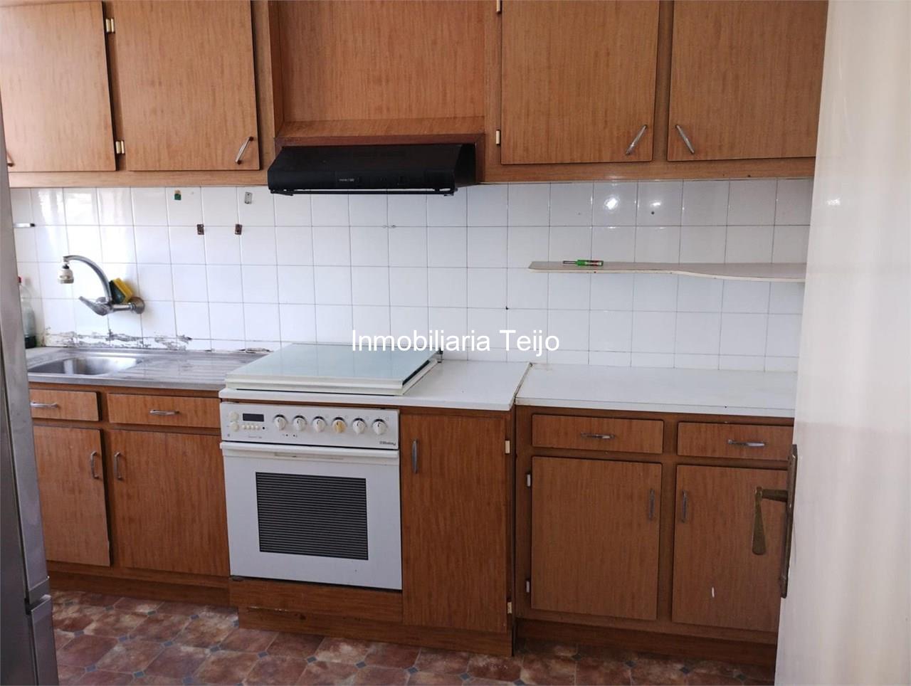 Foto 2 SE VENDE PRIMER PISO EN CATABOIS