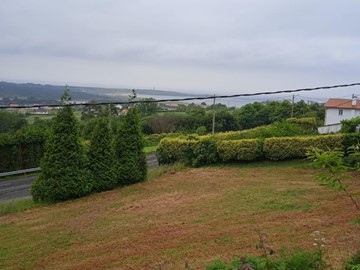 SE VENDE SOLAR EN VALDOVIÑO