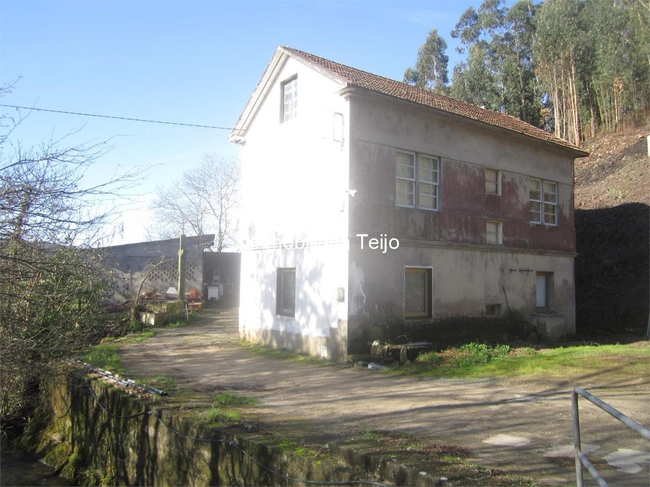 Foto 1 SE VENDE TERRENO CON CASA EN SAN SADURNIÑO