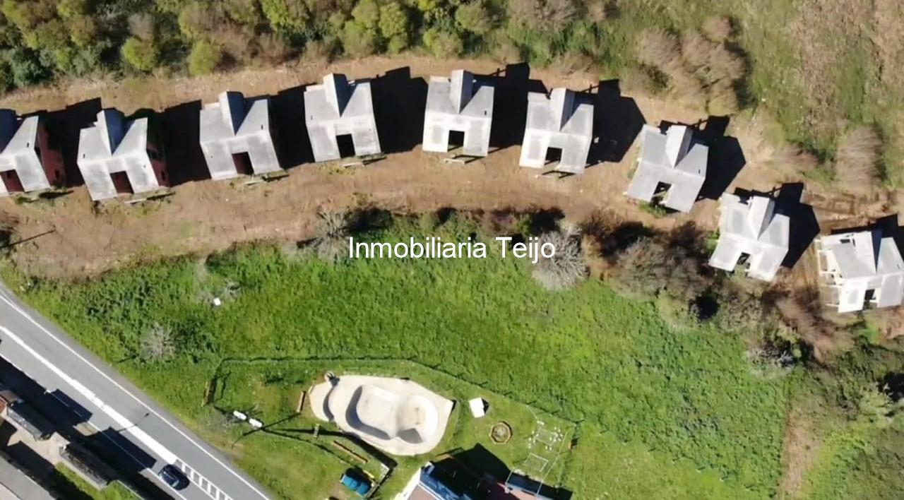 Foto 2 SE VENDE URBANIZACIÓN DE 9 CHALETS EN PANTÍN