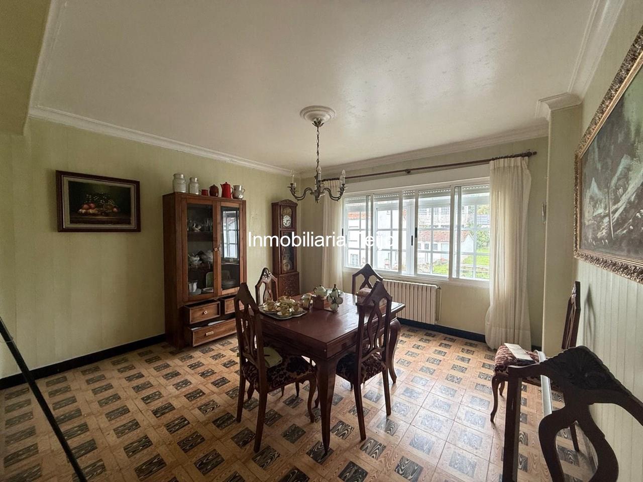 Foto 13 SE VENDEN DOS CASAS CON FINCA EN PEDROSO