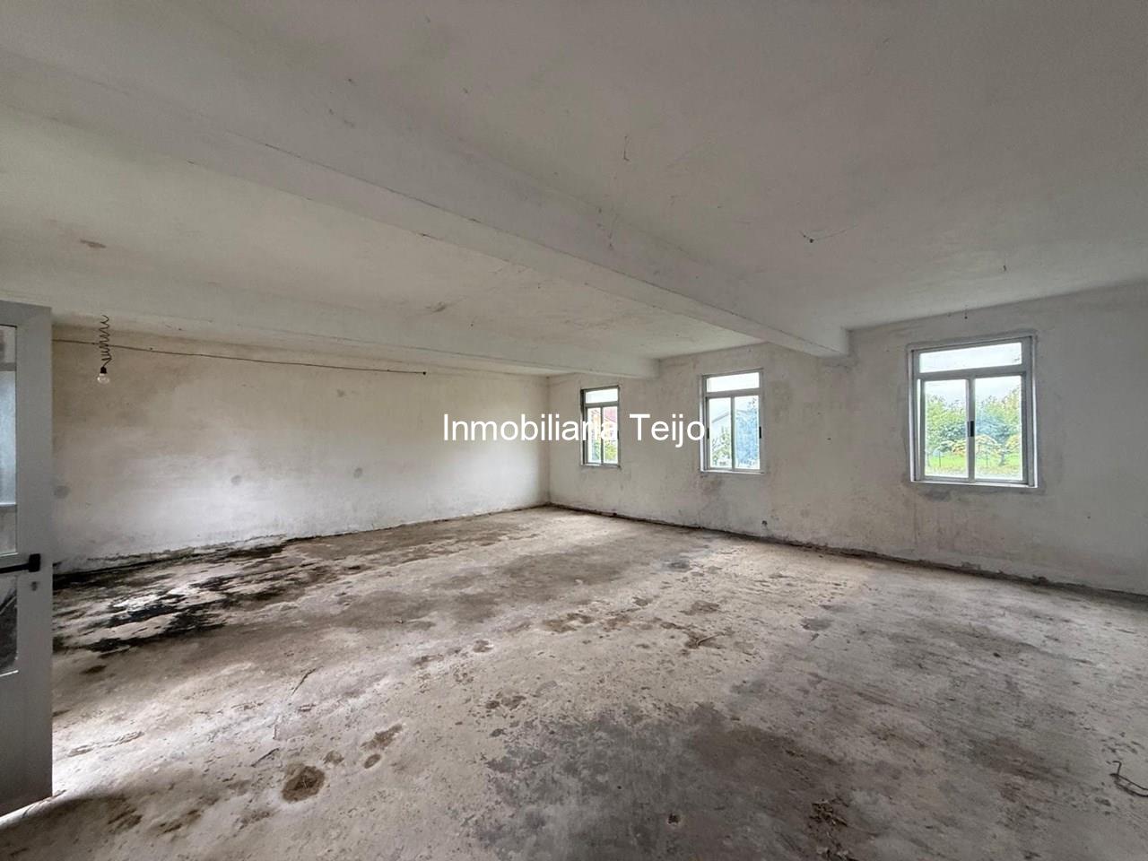 Foto 24 SE VENDEN DOS CASAS CON FINCA EN PEDROSO