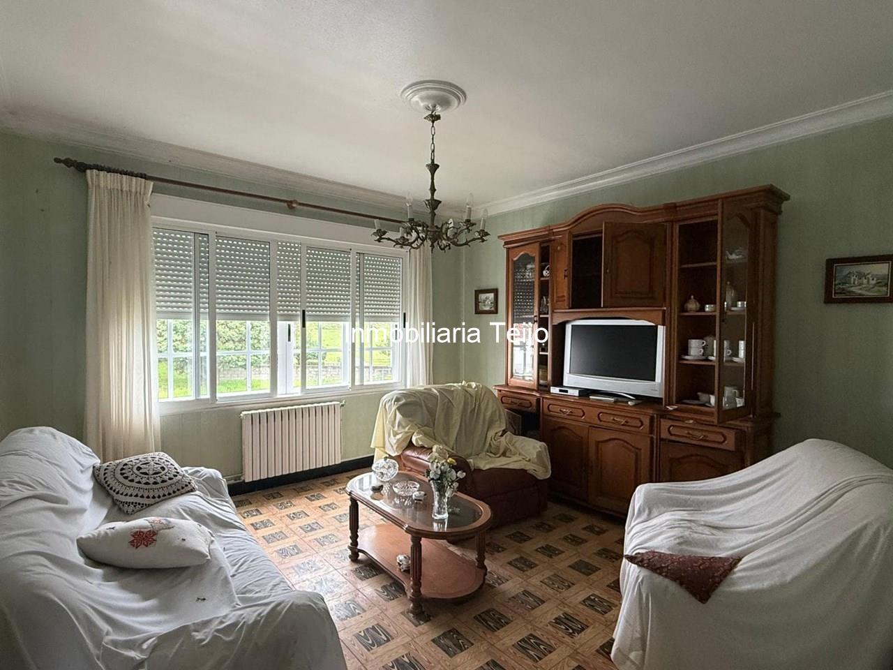Foto 3 SE VENDEN DOS CASAS CON FINCA EN PEDROSO